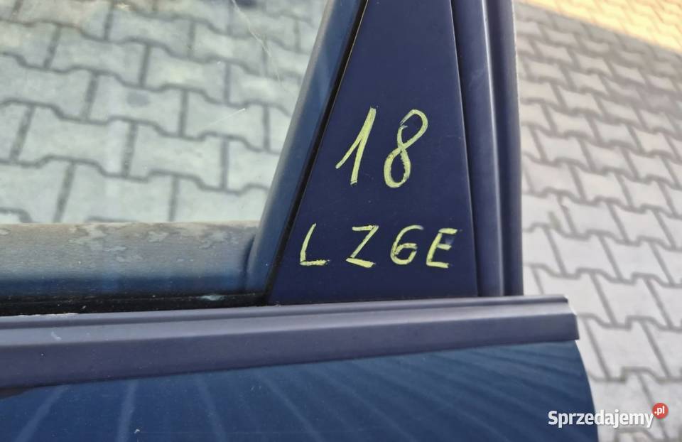 18 DRZWI TYŁ LEWY TYLNE LEWE AUDI A4 B6 SEDAN osobowe świętokrzyskie Działoszyce