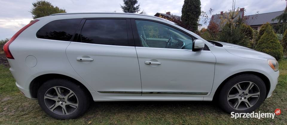 Volvo XC60 30 T6 4X4 z 2014 super do gazu Rok produkcji 2014 Chełm sprzedam