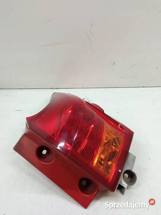 LAMPA TYŁ PRAWA KOMBI E18 8155602730 Toyota