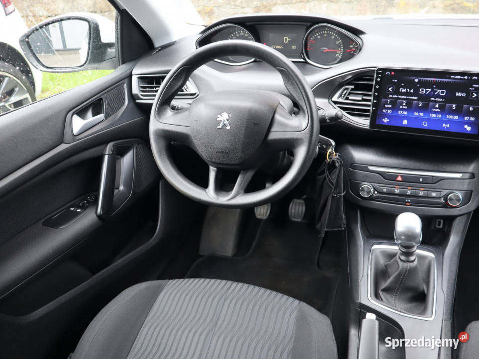 Peugeot 308 12 PureTech Katowice