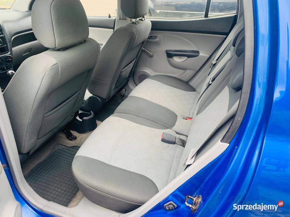 NRENTEU Wypożyczalnia aut wynajmie Nissan micra Wynajem pojazdów zachodniopomorskie