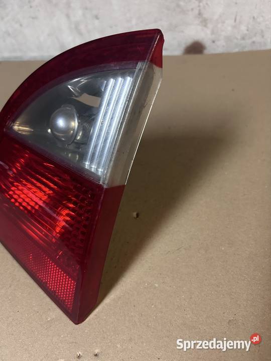 Lampa w klapę prawa ford galaxy lift 7m5945094c prawe Grudziądz
