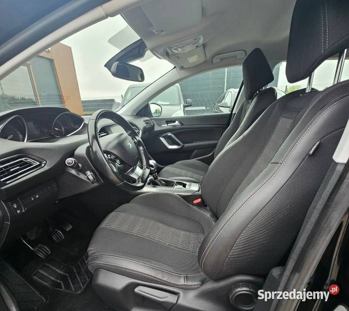 Peugeot 308 130 benzyna 2018r przebieg łódzkie Kutno sprzedam