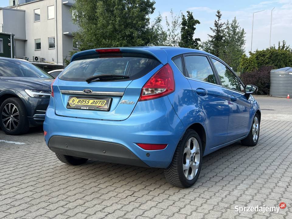 Ford Fiesta 2009 niebieski Fiesta Warszawa