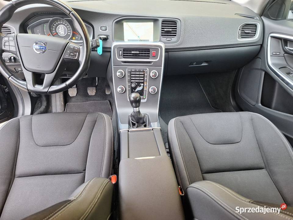 Volvo V60 ksenony 160 20 D3 5 cylindrów sprowadzony Zamość