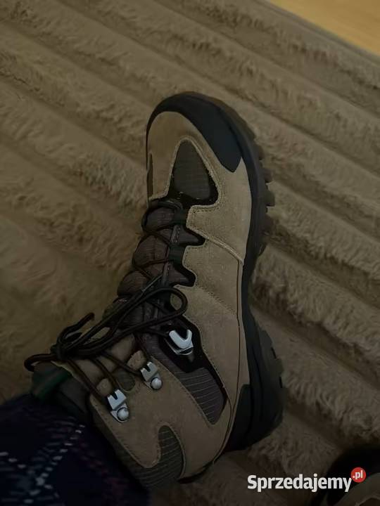 Obuwie turystyczne w góry sznurowane Świdnica
