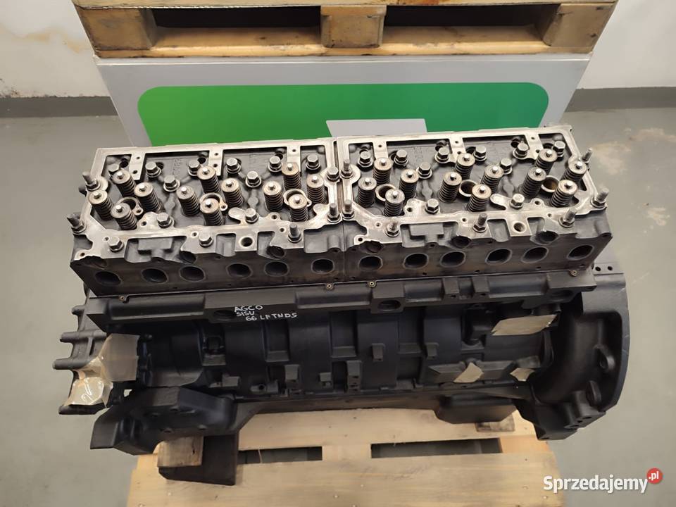 Słupek silnika MASSEY FERGUSON 7718 7720
