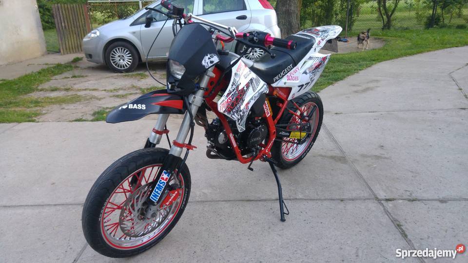 Supermoto 4t Peugeot Xp6 125cc derbi senda 12KM