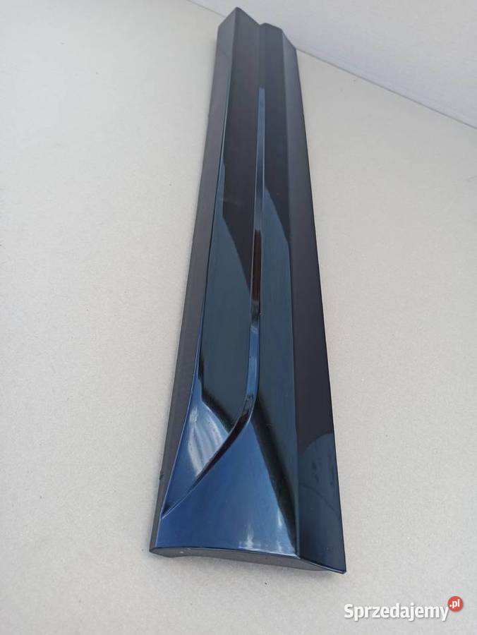 AUDI Q3 8U0 LISTWA DRZWI PRAWY PRZÓD 8U0853960D Trzciel