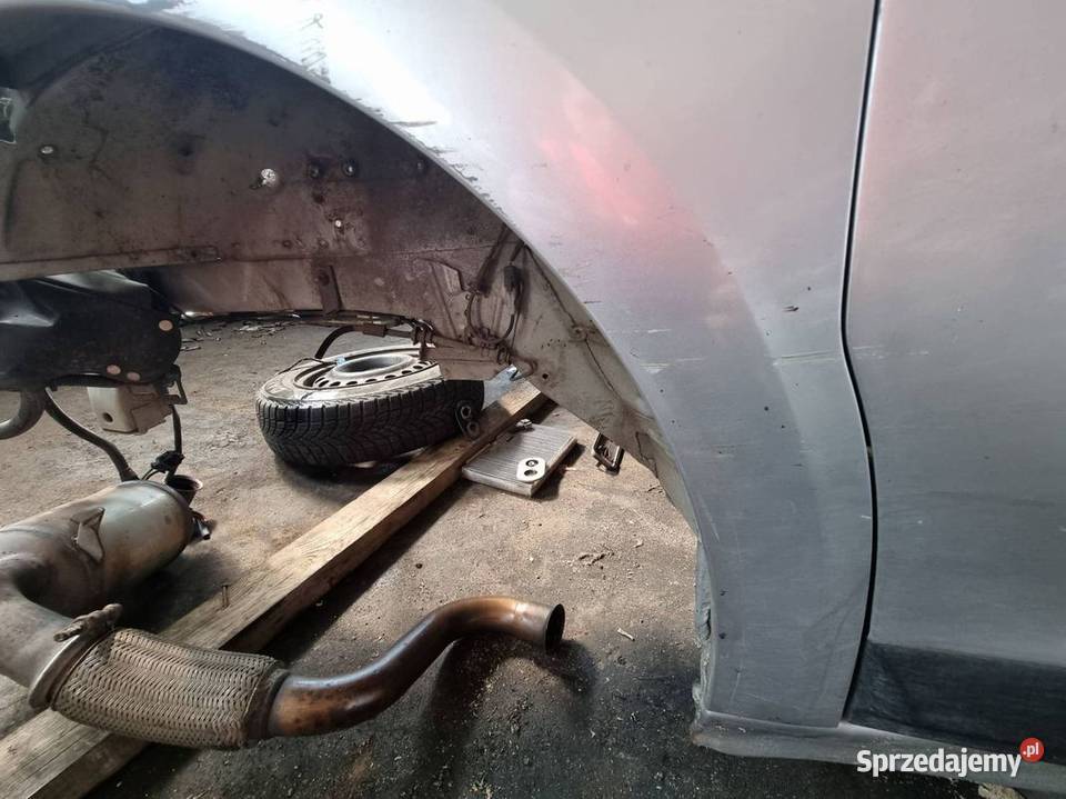 BŁOTNIK LEWY PRZÓD CITROEN C4 Lipno