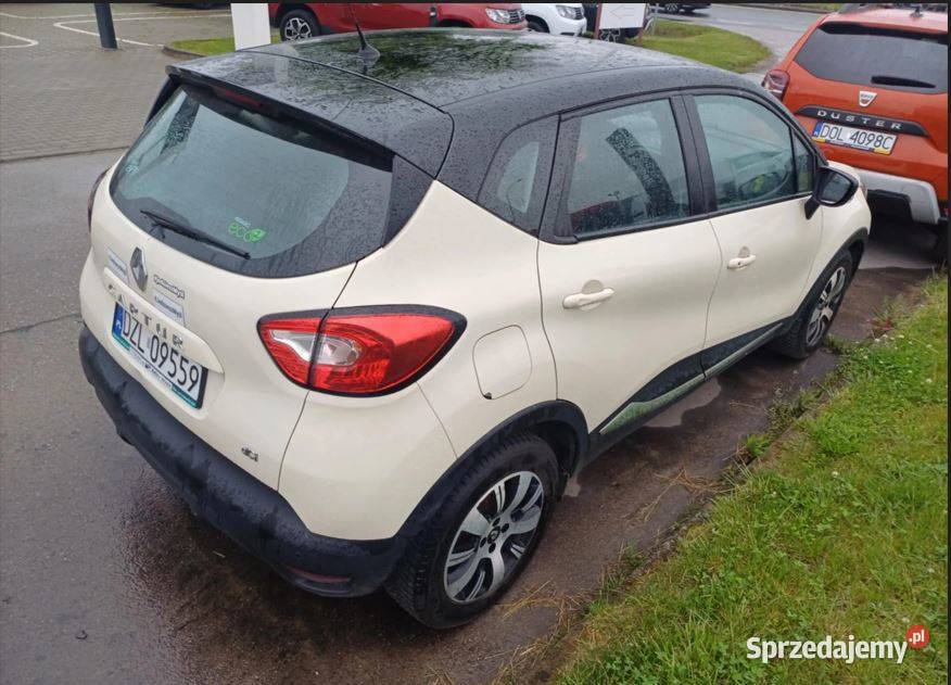Syndyk sprzeda Renault Captur do negocjacji Długołęka