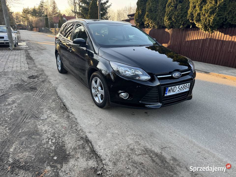 Ford Focus 16 TDCI MK3 Kombi CHAMPION EDITIONS Rok produkcji 2012 Nowy Modlin