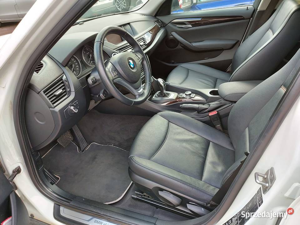 BMW X1 20d Xdrive automat Xline CD Glinojeck