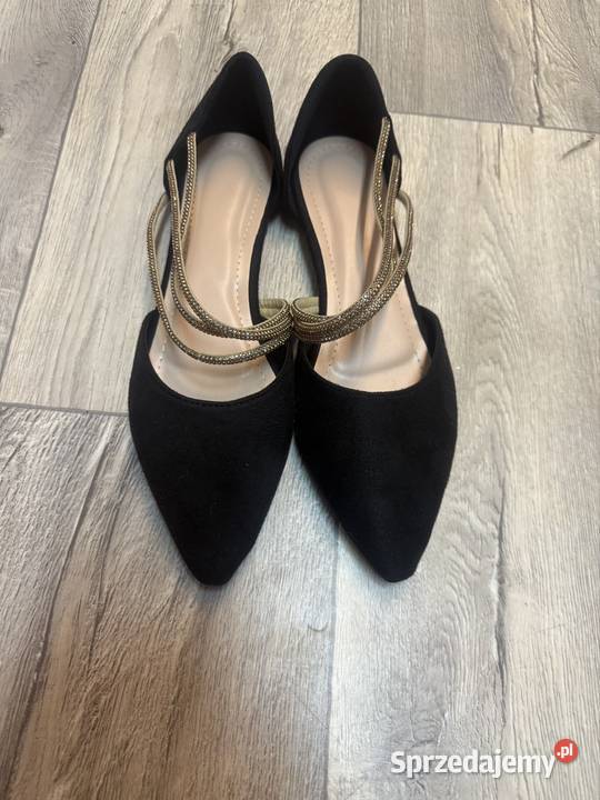 4243 Czarne bogato zdobione baleriny wieczorowe 27cm Kraków