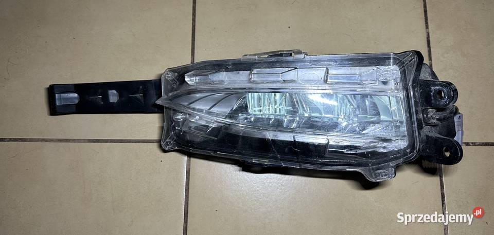PRAWY HALOGEN LED PRZECIWMGŁOWY LEXUS NX Białystok sprzedam