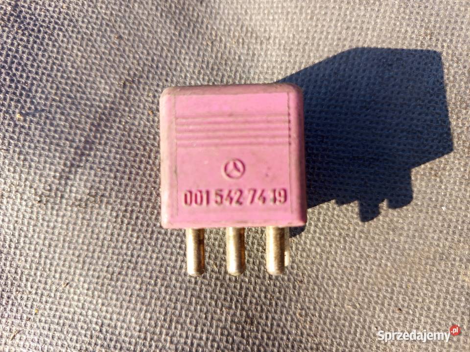 Mercedes przekaźnik 0015427419 osobowe lubuskie Santocko