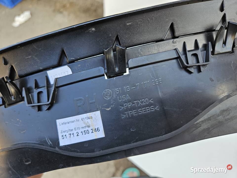 BMW X5 E70 NERKA GRILLA ATRAPY PRAWA PRZÓD Międzychód