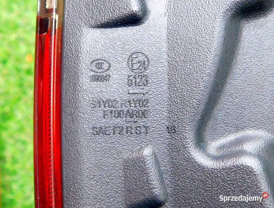 Alfa Romeo Stelvio tylne lampy prawa lewa Tarnów