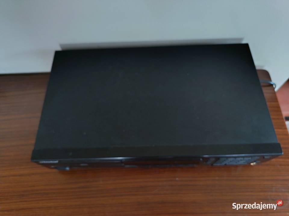 Odtwarzacz CD Kenwood DP 1030