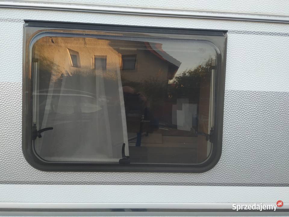 KEMPING SZYBA 86X63 Prochowice