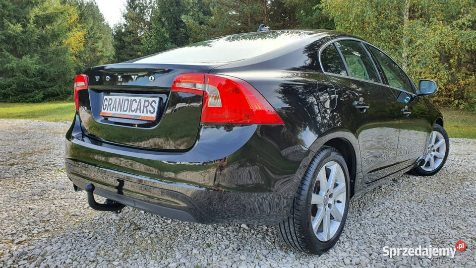 Volvo S60 20 D3 150 Momentum NAVI Automat Skóra lakier metallic Chmielnik