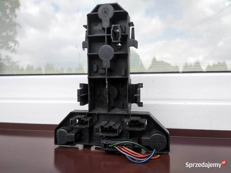 VW Golf IV MK4 wkład oprawka lampy tył tylnej osobowe Sieradz sprzedam