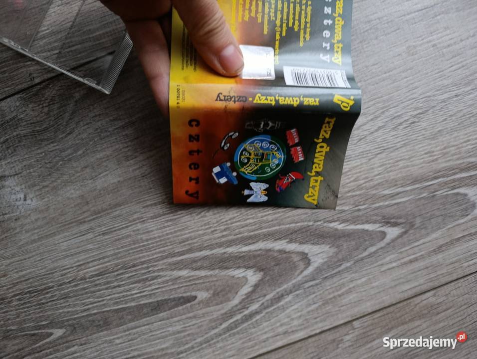 kaseta magnetofonowa Razdwatrzy cztery z 1994 Muzyka Poznań