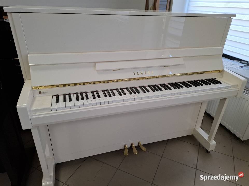 Pianino Yamaha B3 E PWH stan fabryczny Instrumenty klawiszowe i MIDI Brzesko