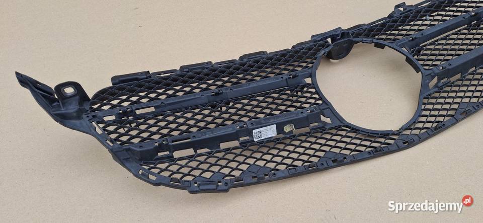 MERCEDES CKLASA W205 GRILL ATRAPA CHŁODNICY POD osobowe Bieleń