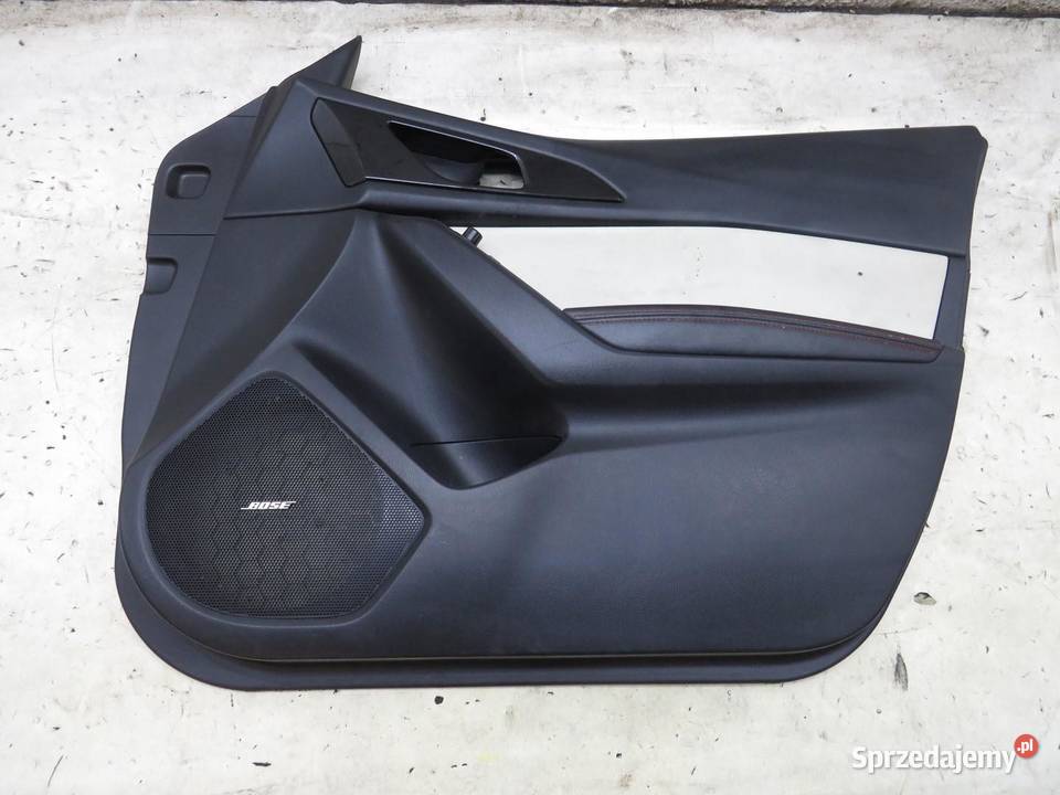 BOCZEK DRZWI PRAWY RZÓD MAZDA 3 BM 13