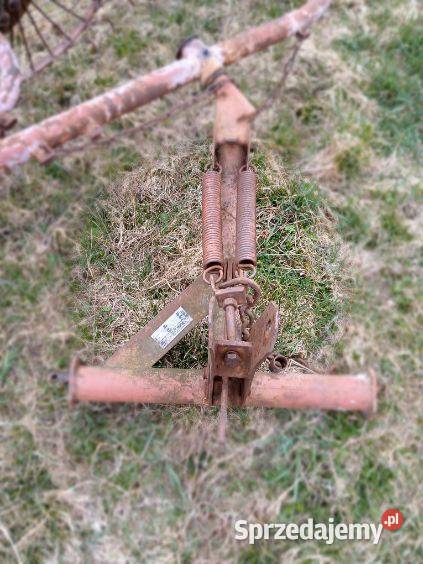 Przetsząsarka zgrabiarka Iwaniska
