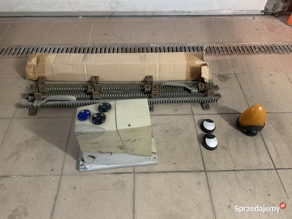 Napęd do bramy przesuwnej NICE ROBUS 350 Brodnica