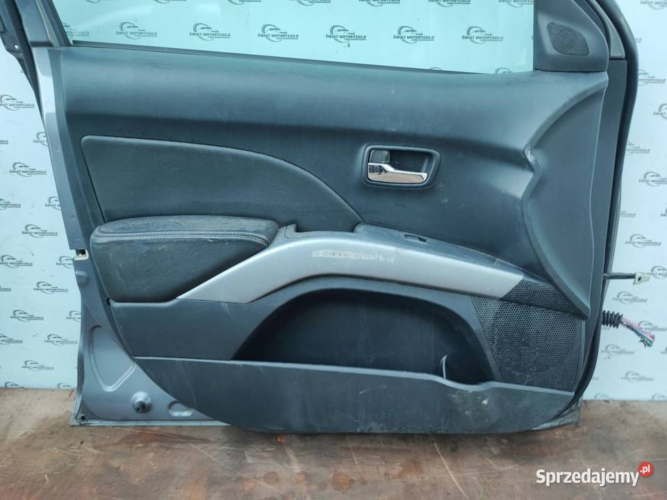 OUTLANDER II 08r Drzwi lewy przód 30 mikronów Kielce