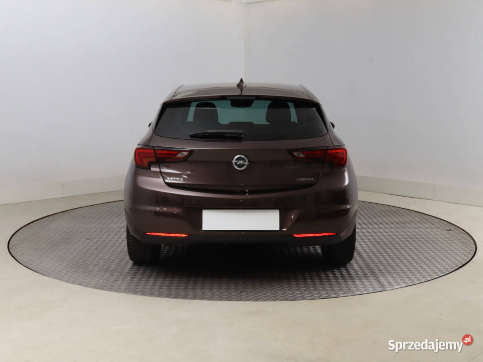 Opel Astra 14 T 110KM Bielany Wrocławskie