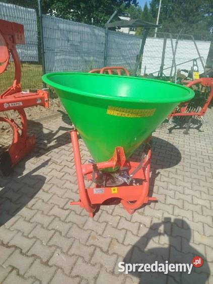 Rozsiewacz nawozu Strumyk 500l nieuszkodzony Rząśno