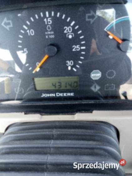 Ciągnik John Deere 6100D z turem Wola Pomianowa