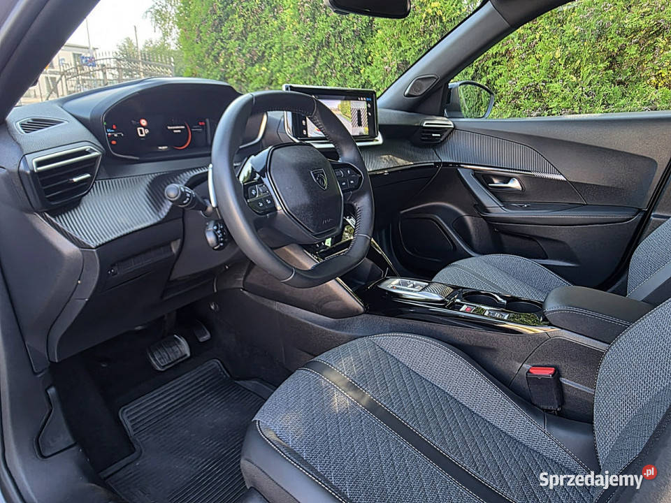 Peugeot 2008 serwis ASO automat hak II 2019 autoalarm Rydułtowy