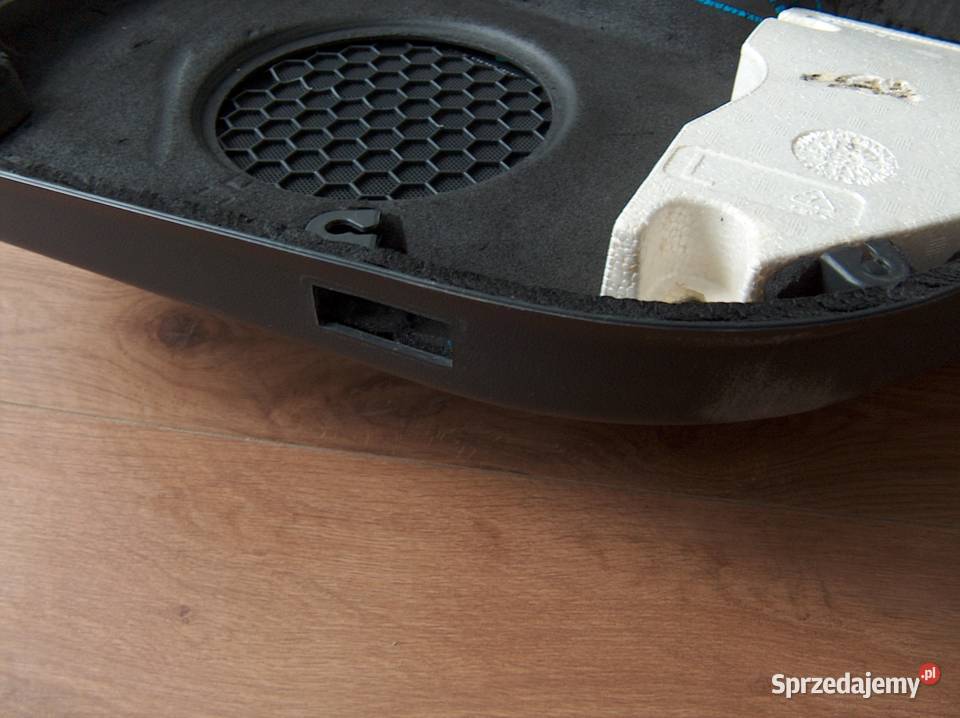 Tapicerka boczki drzwi tylnych Volvo S40 V50 Białystok sprzedam