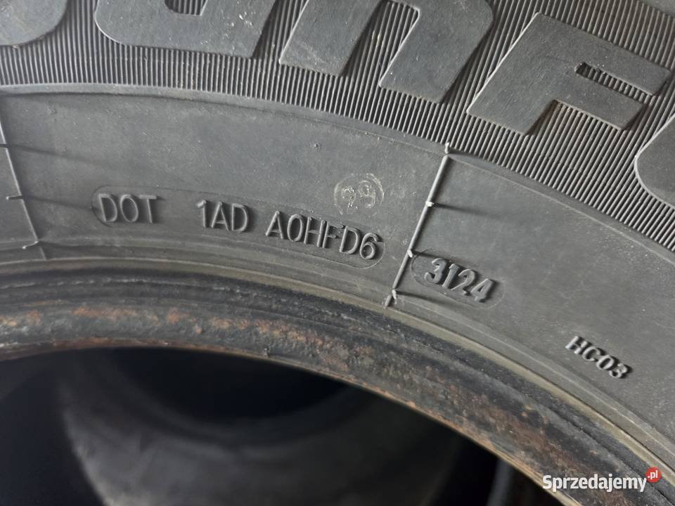 opony 21570R15C 2024 Niwnice