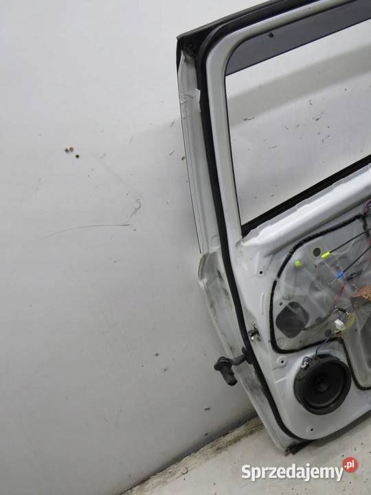 DRZWI PRAWE TYLNE TYŁ W37 OUTLANDER III