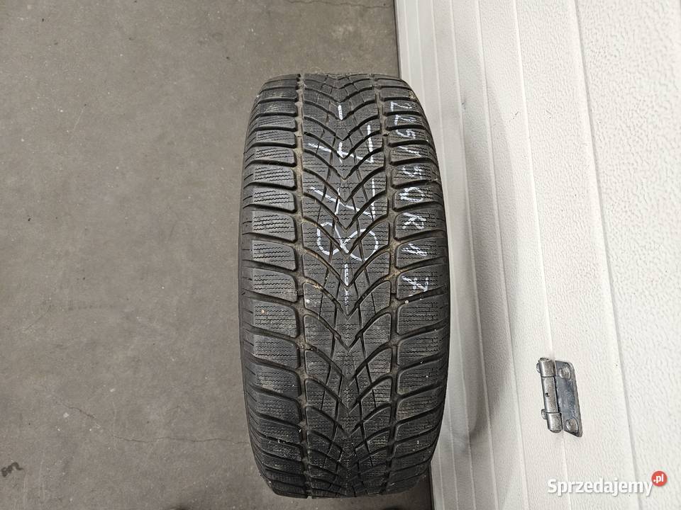 1 22550 R17 98 XL Dunlop SP Winter Sport 4D 225