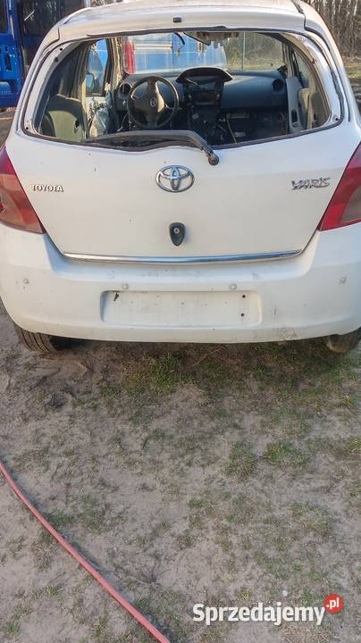 Toyota Yaris klapa tył Sokołów Małopolski