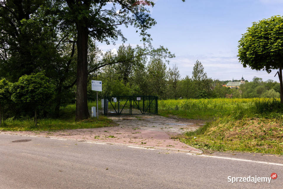 Działka pozwolenie na 2 hale i biurowiec asfalt Bulowice