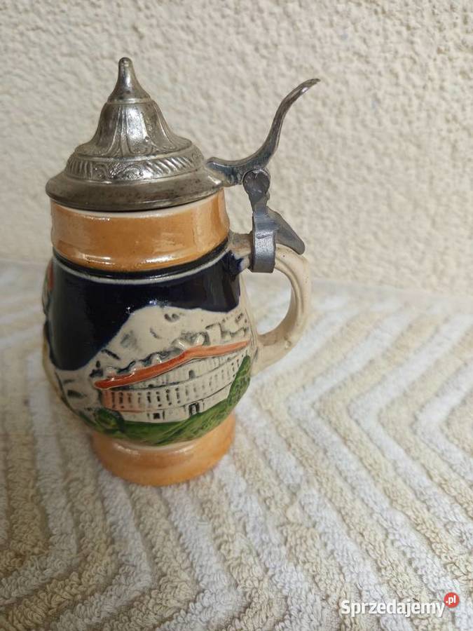 Bawarski kufel ceramiczny z aluminiowym