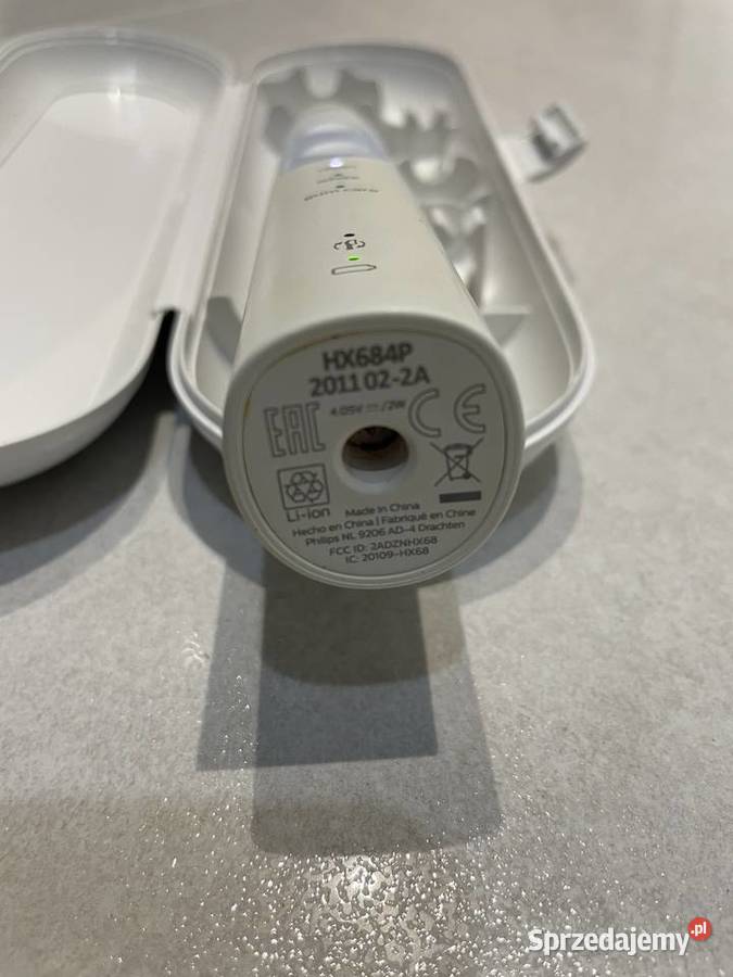 Szczoteczka soniczna do zębów Philips HX684P z Warszawa