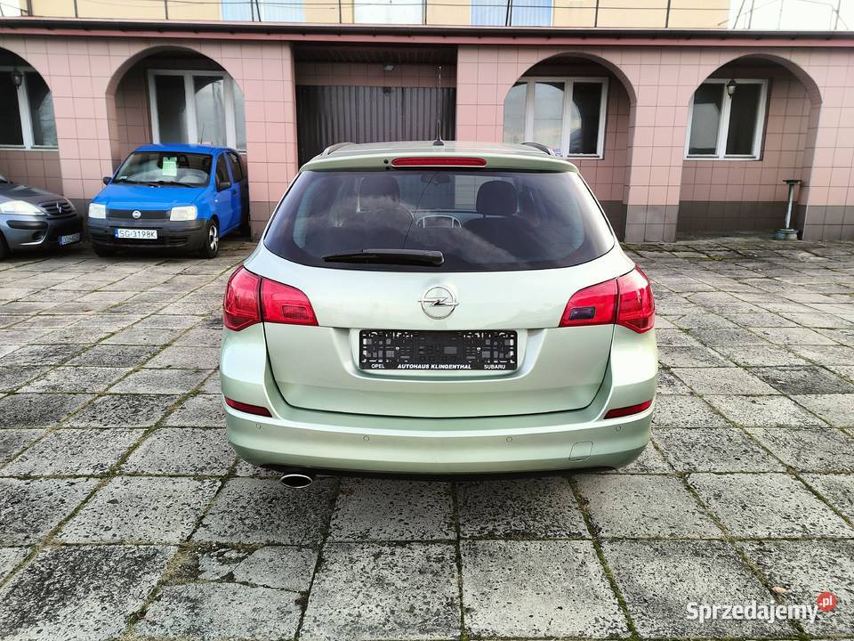 Opel Astra 14 turbo benzyna