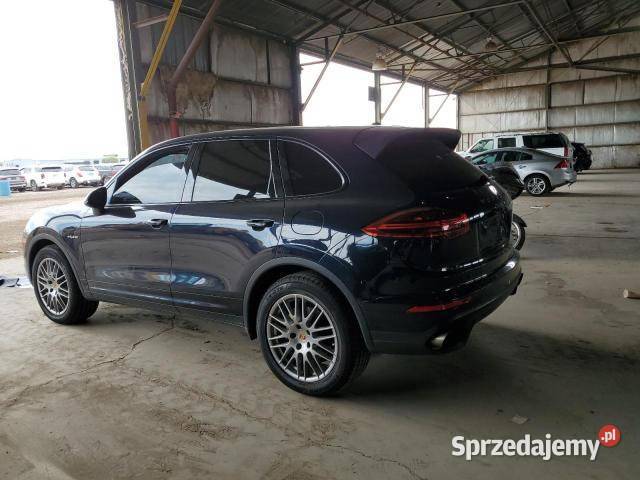 PORSCHE CAYENNE SE HYBRID produkcji 2015 z USA sprzedam