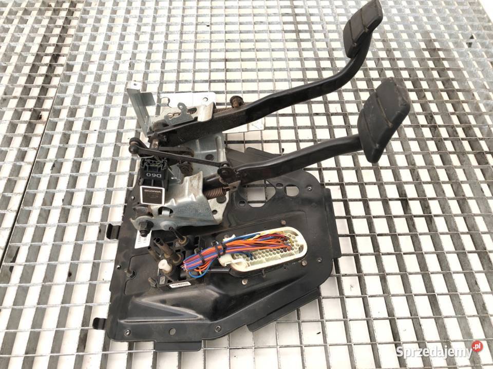 PEDAŁY SCANIA PGRT series 1435680 127 450 sprzedam