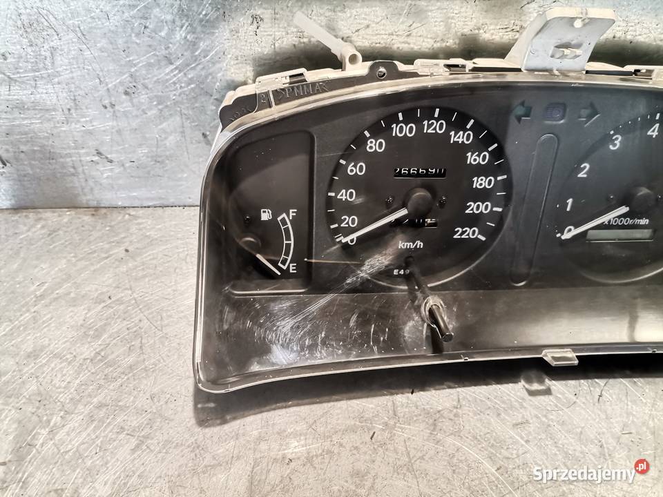 LICZNIK ZEGARY TOYOTA COROLLA E11 BENZYNA Nowy Sącz