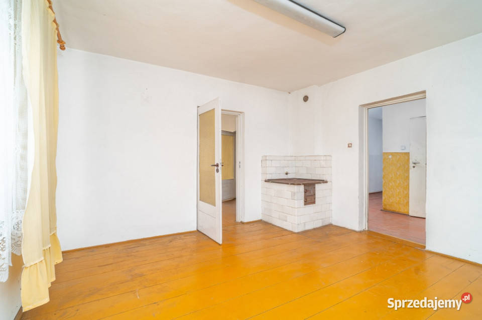 Słoneczny dom położony w spokojnej okolicy sprzedam